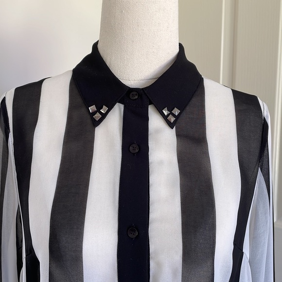 BLACK FRIDAY black + white striped sheer top +collar stud detailing - Picture 3 of 12
